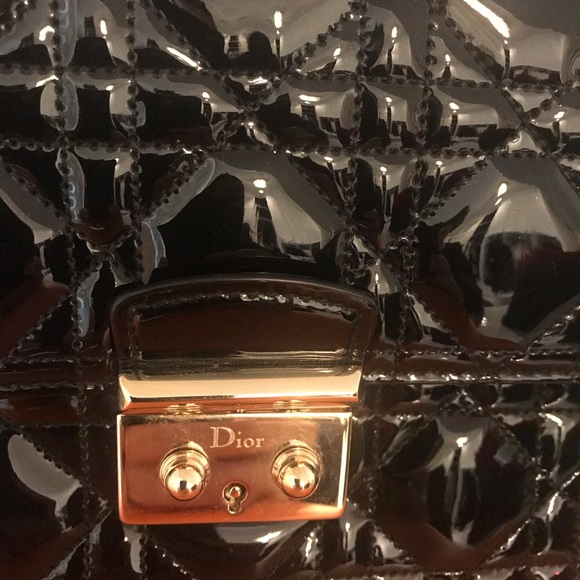 Dior Wallet on chain - Picture 2 of 5